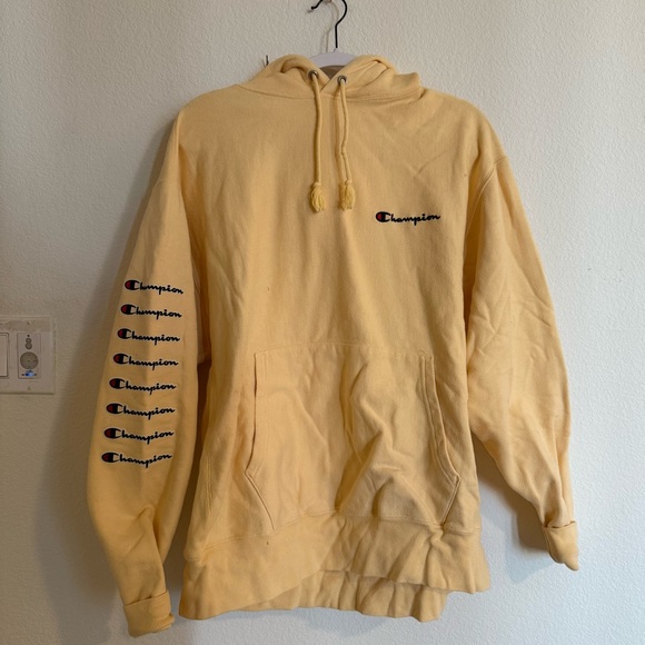 Champion X UO Urban Outfitters Reverse Weave Arm Logo butter light Yellow Hoodie - Picture 3 of 6
